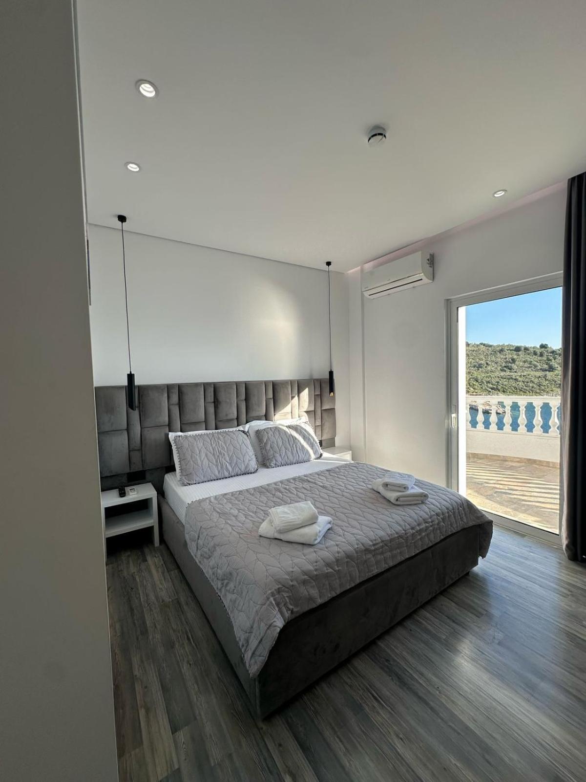 Luxury Villa Alisja Sarande With Private Beach Exteriér fotografie
